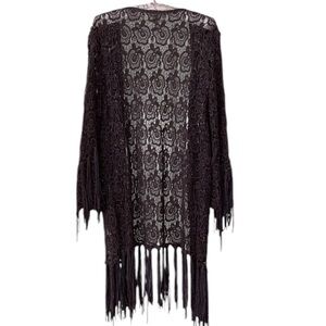 Gimmicks size medium purple crochet / macrame with fringe kimono or cover up
